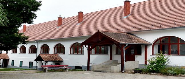 Táborhelyszínek, Balatonszemes Hunyadi tábor főépület